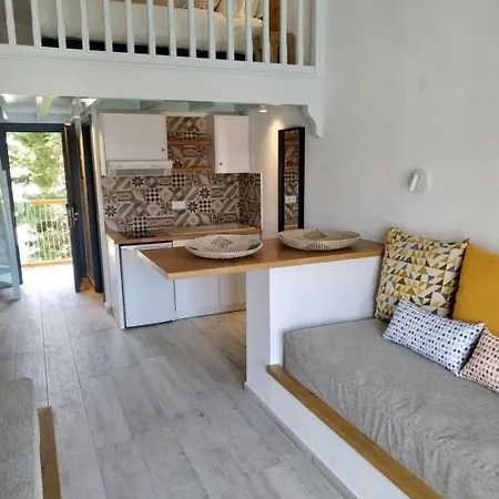 Megali Ammos House Aparthotel