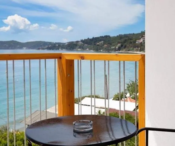 Megali Ammos House 4*