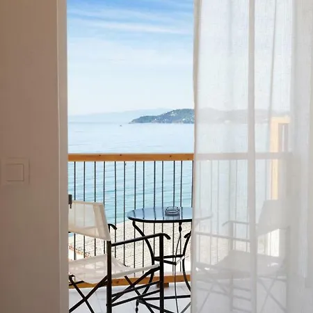 Megali Ammos ηouse Ξενοδοχείο με διαμερίσματα 4*